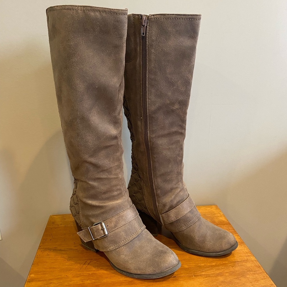 Women's Brown Knee-High Boots